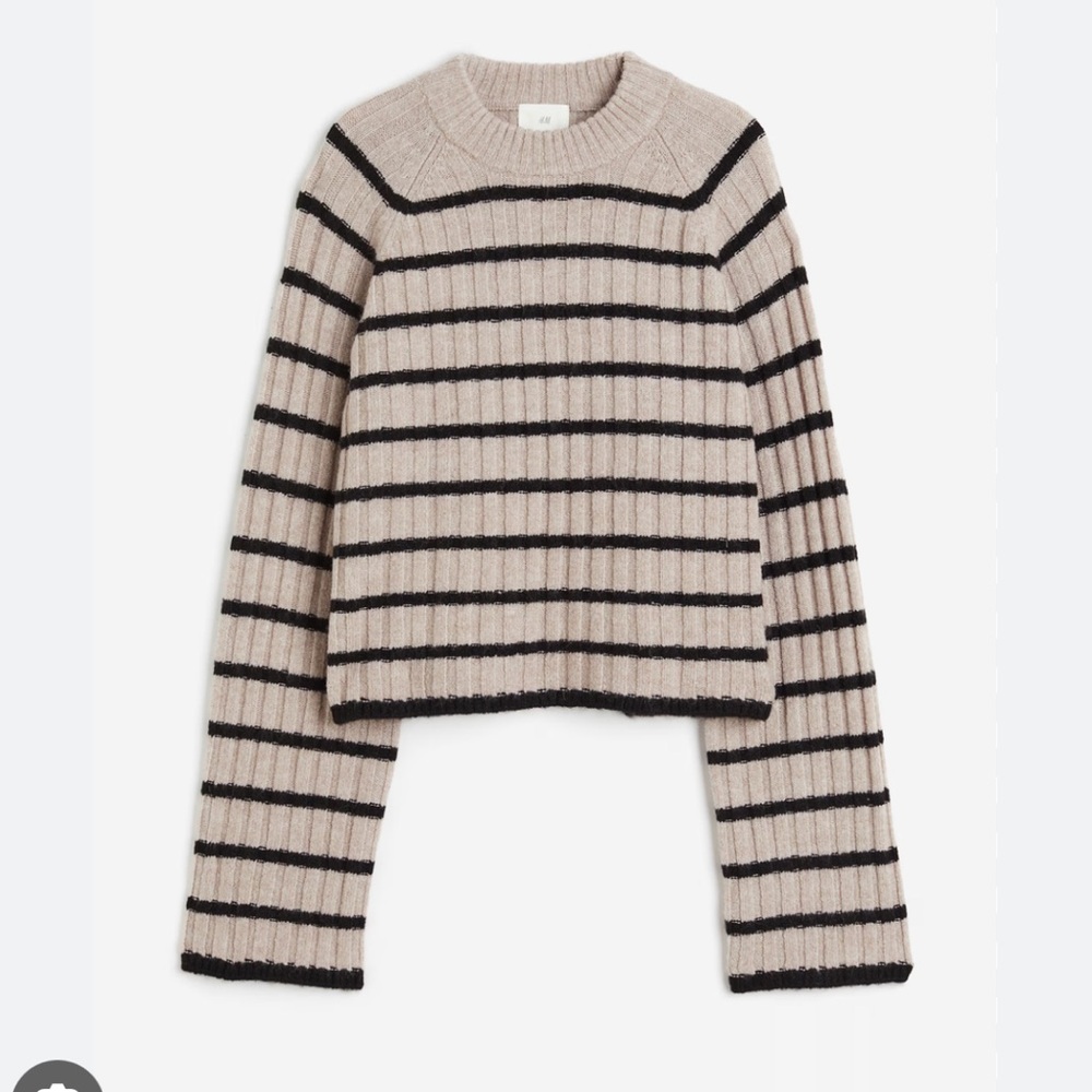 H&M Beige and Black Striped Sweater